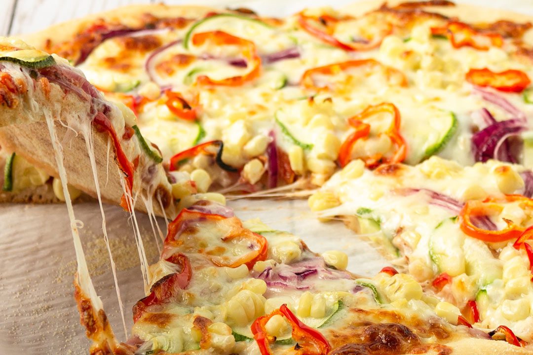 Cheesy pizza